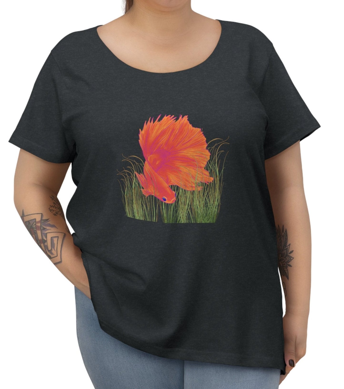Trendy Plus Size 'Betta Splendens print Baggy Top' - Siamese Fighting Fish - Gift for Betta Lovers, Women's Curvy T-shirt Tee