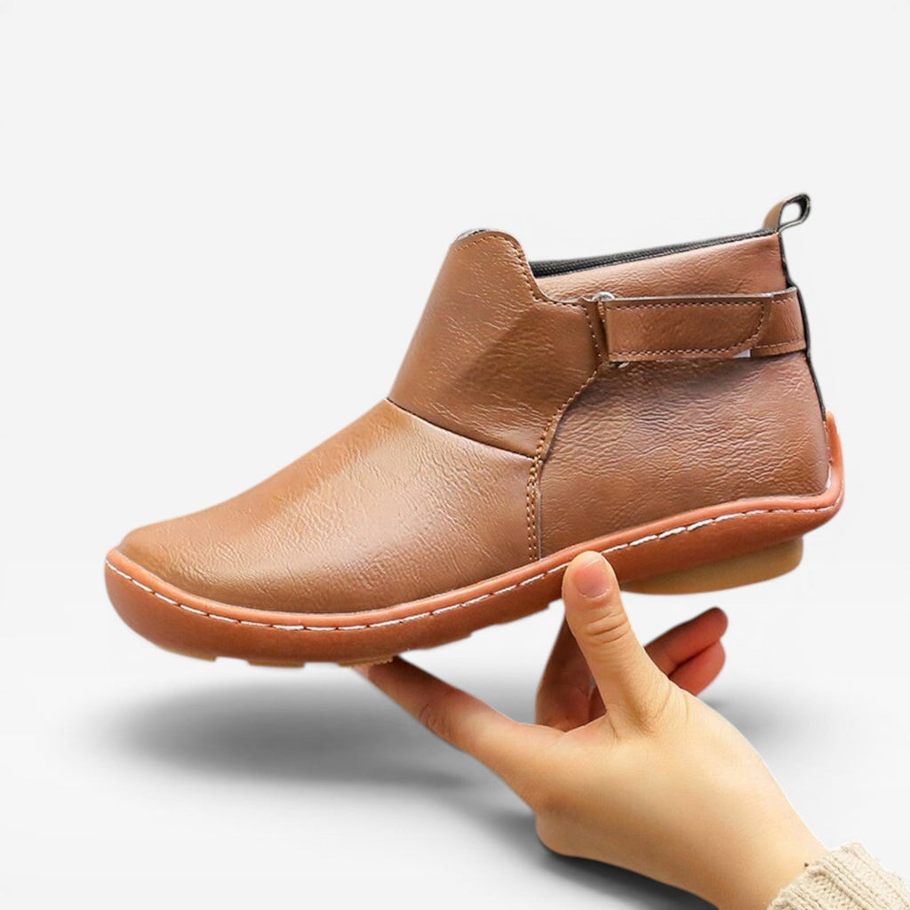 Yolanda | Low Heel Leather Ankle Boots Brown Black Everyday