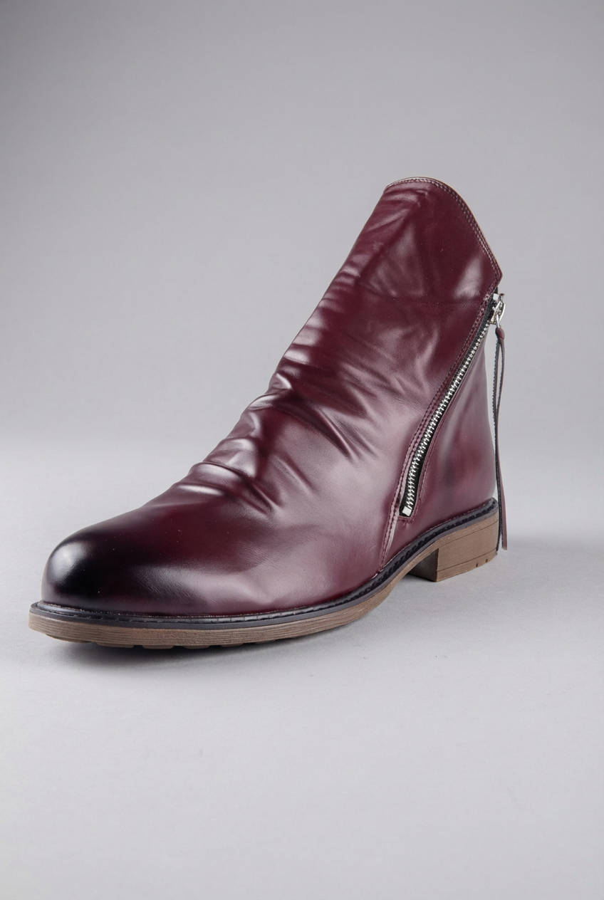 Augustin | Black Suede Leather Low Heel Ankle Boots — Burgundy