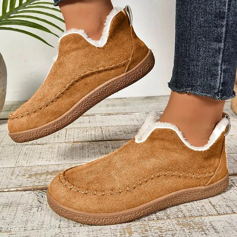Fiadh | Suede Black Ankle Boots with Cosy Shearling Lining — Brown