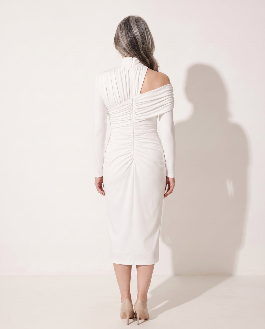 Romilly | Ruched One Shoulder Midi Wedding Guest Dress — achterkant