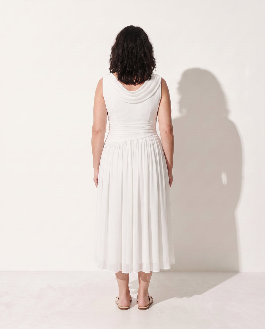 Sabine | Long Sleeve Pleated Midi Dress for Weddings & Occasions — achterkant