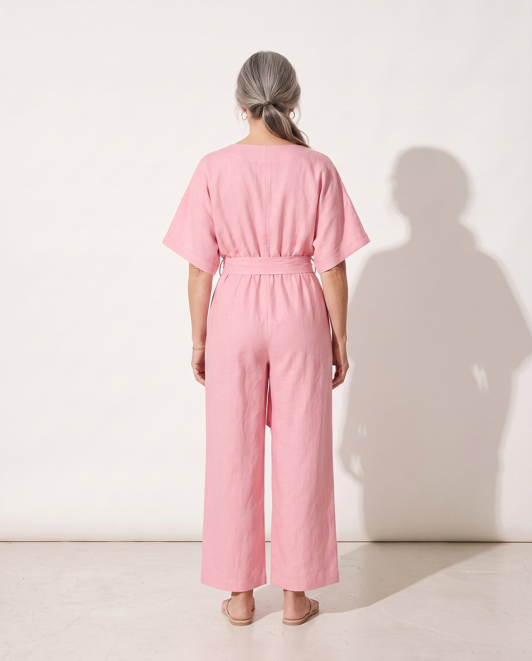 Rosalind | Strapless Wide Leg Linen Jumpsuit — achterkant
