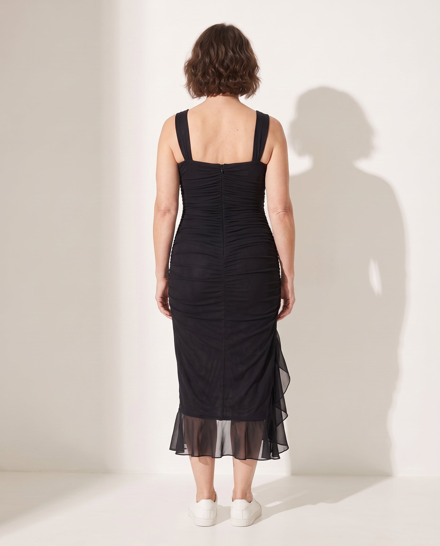 Wilhelmina | Women Ruched Midi Autumn Wedding Guest Dresses — achterkant