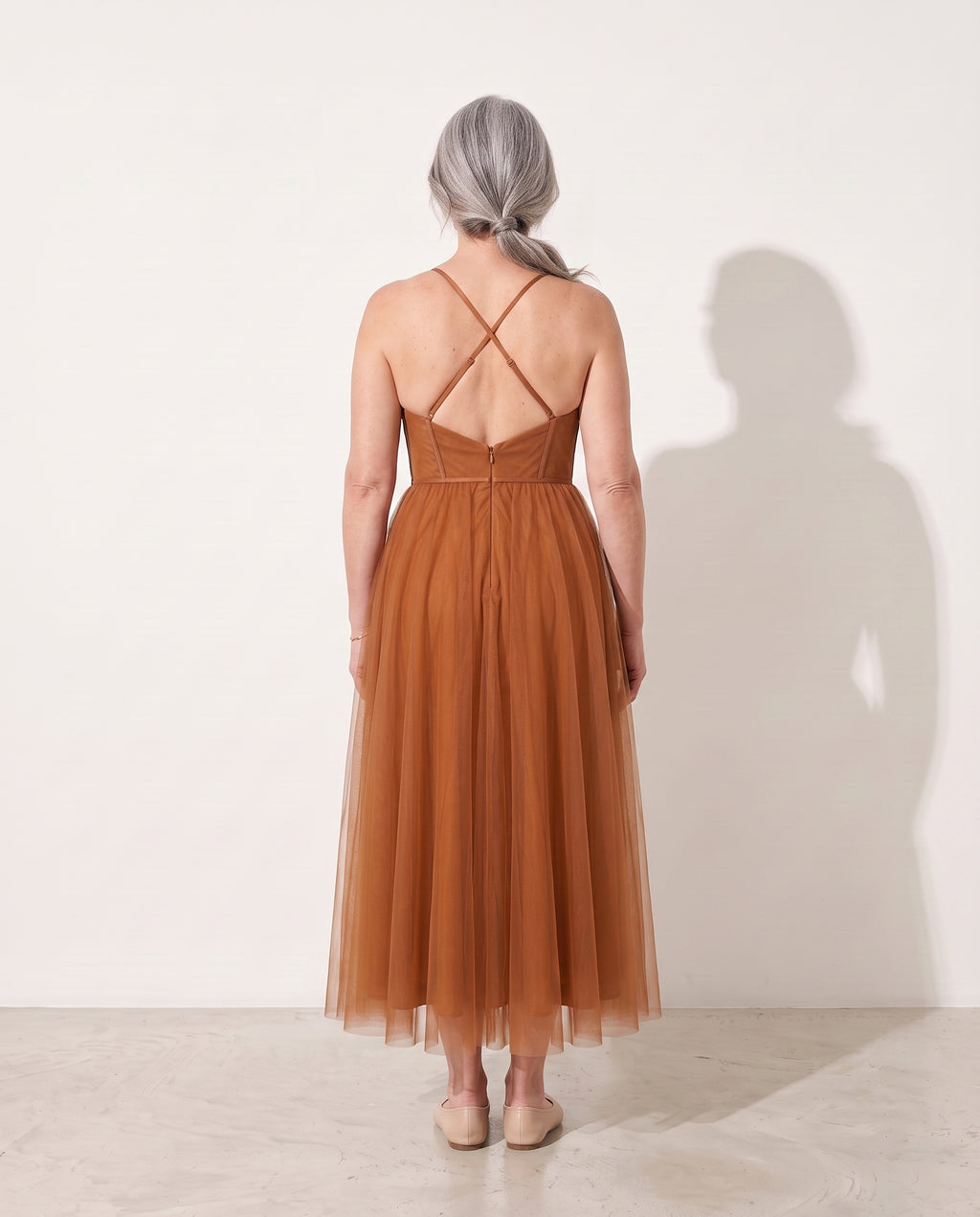 Edith | Elegant Midi Dresses For Women - Wedding Guest — achterkant