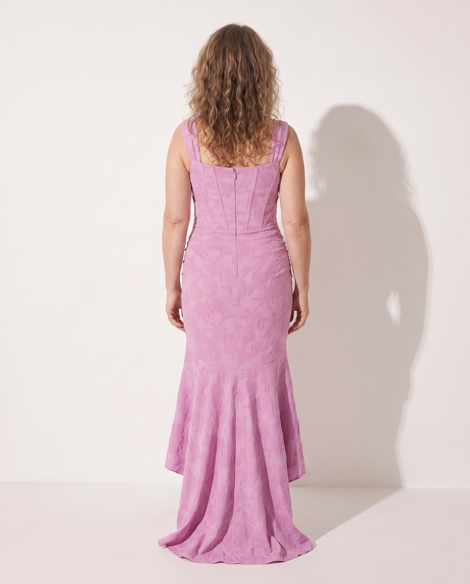 Ingrid | Ruched Square Neck Evening Maxi Dress — achterkant
