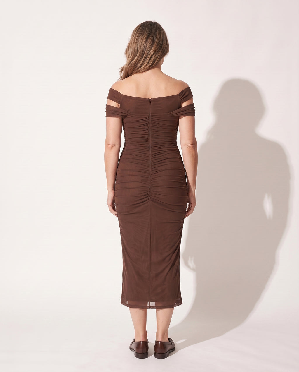 Violaine | Long Sleeve Wedding Guest Dresses Ruched Maxi Gown — achterkant