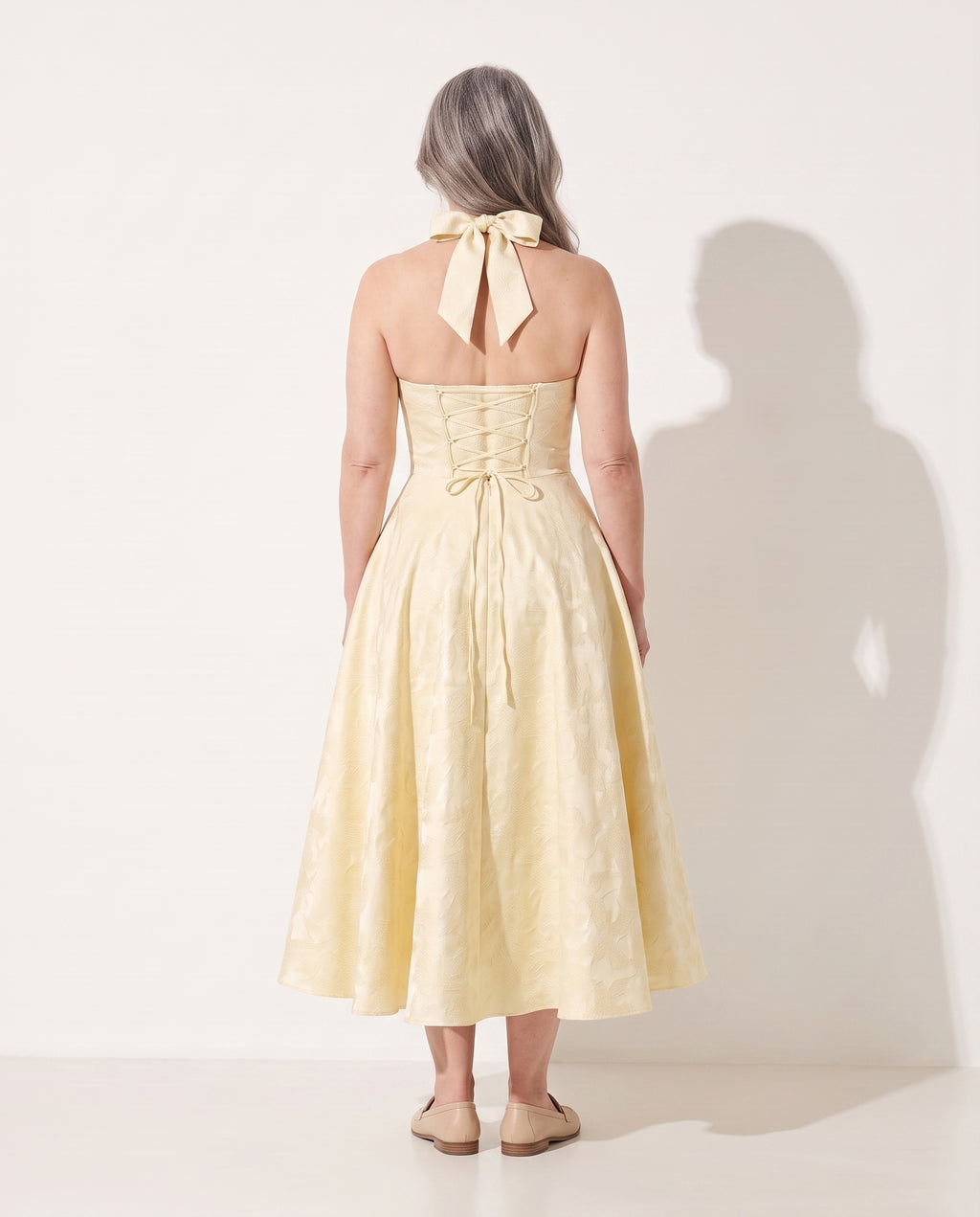 Constance | Women Velvet Halter Midi Dress Wedding Guest — achterkant
