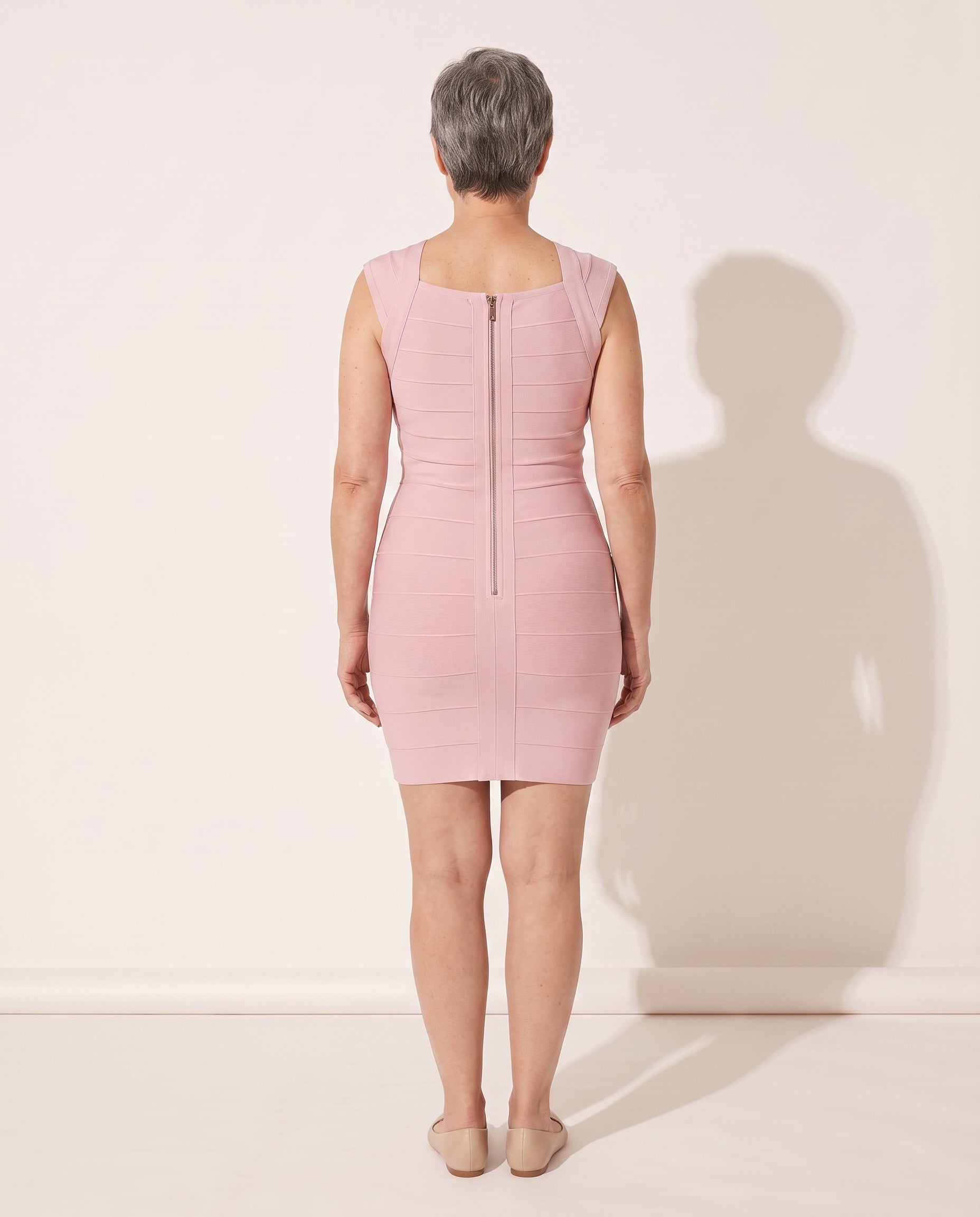 Sabine | Women Autumn Wedding Guest Dresses Sleeveless Mini — achterkant