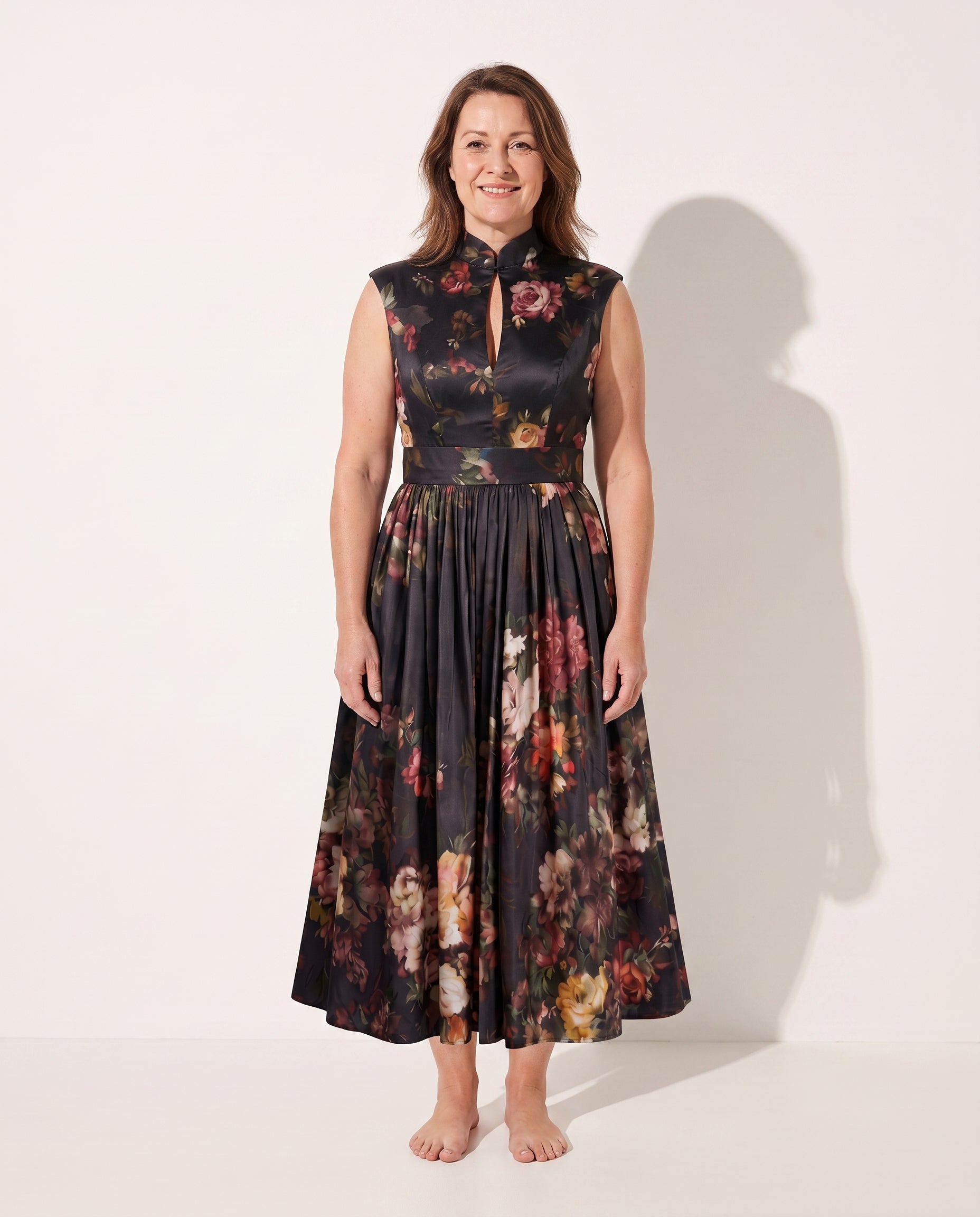 Sidonie | Long Sleeve Floral Midi Wedding Guest Dresses — voorkant