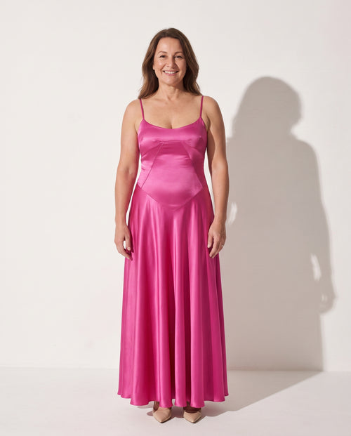 Camille | Long Sleeve Satin Wedding Guest Maxi Dress — voorkant