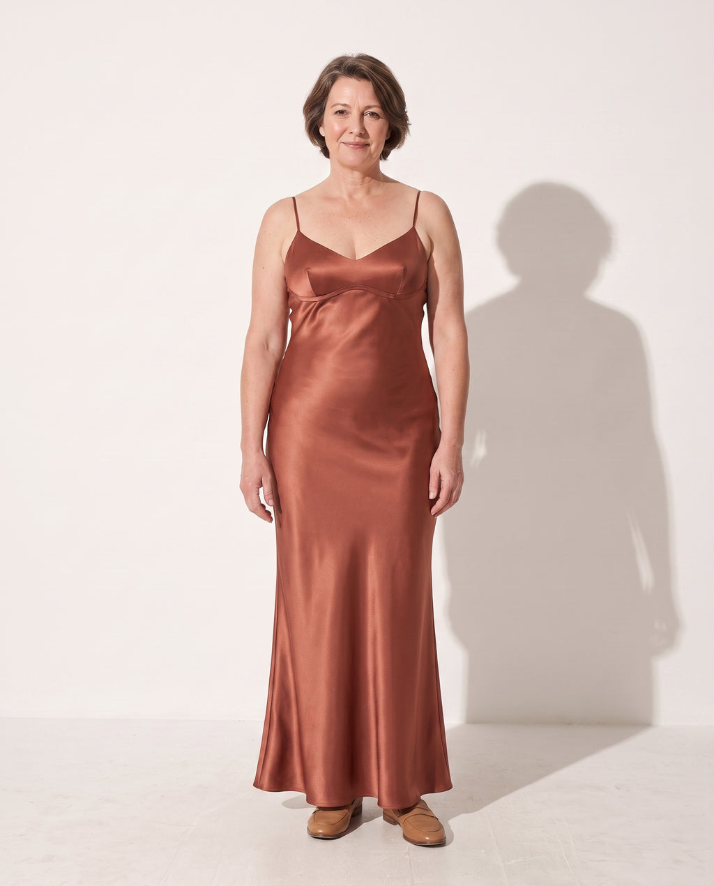 Aurelia | Black Satin Evening Dress With Open Back Detail — voorkant