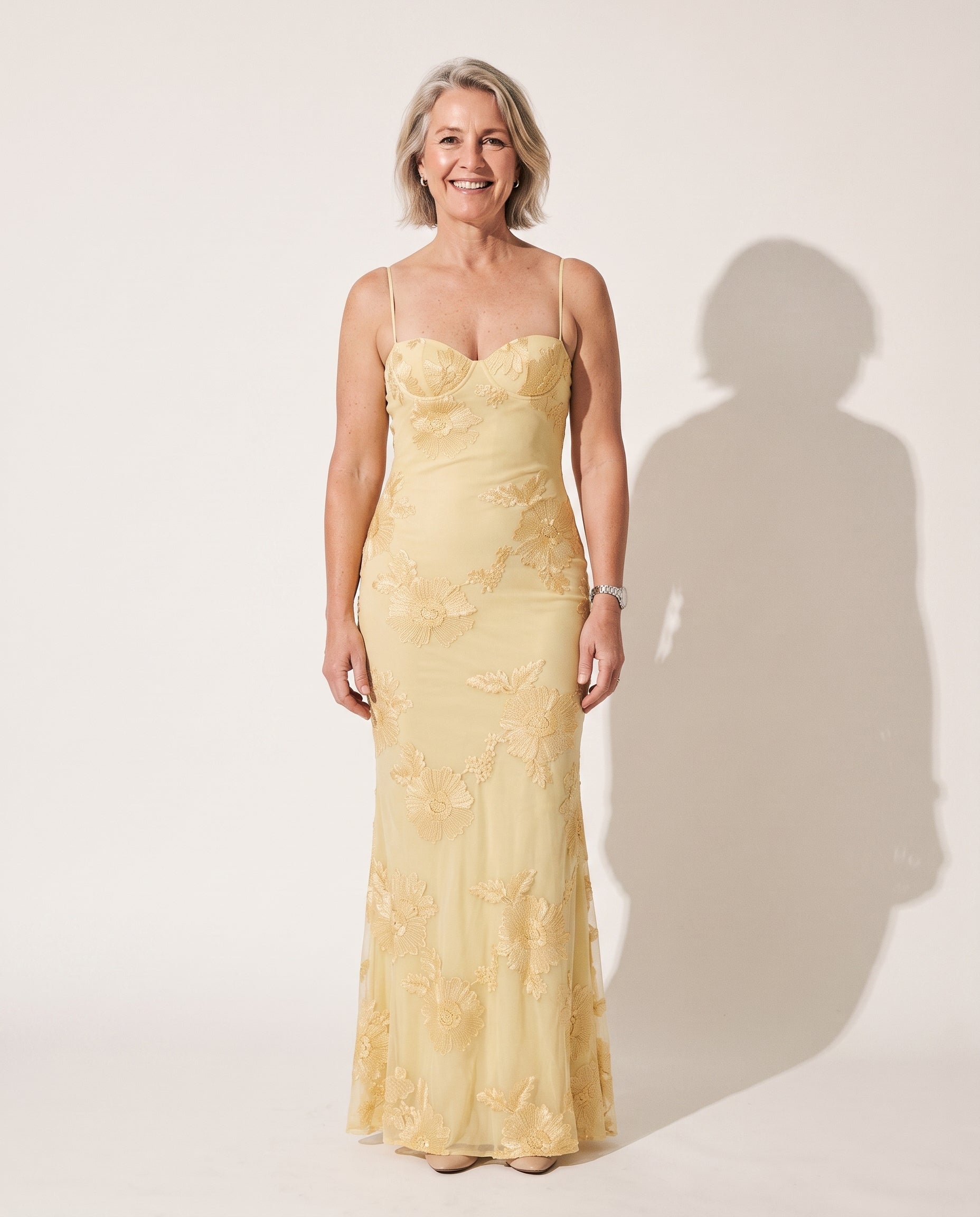 Philippa | Red Floral Corset Maxi Dress — voorkant