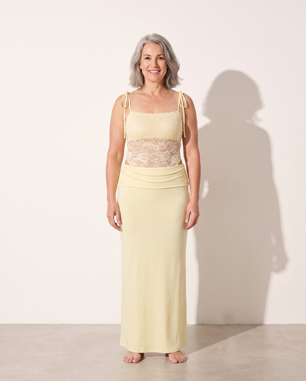 Edith | Red Lace Cut Out Maxi Dress Evening Occasion — voorkant