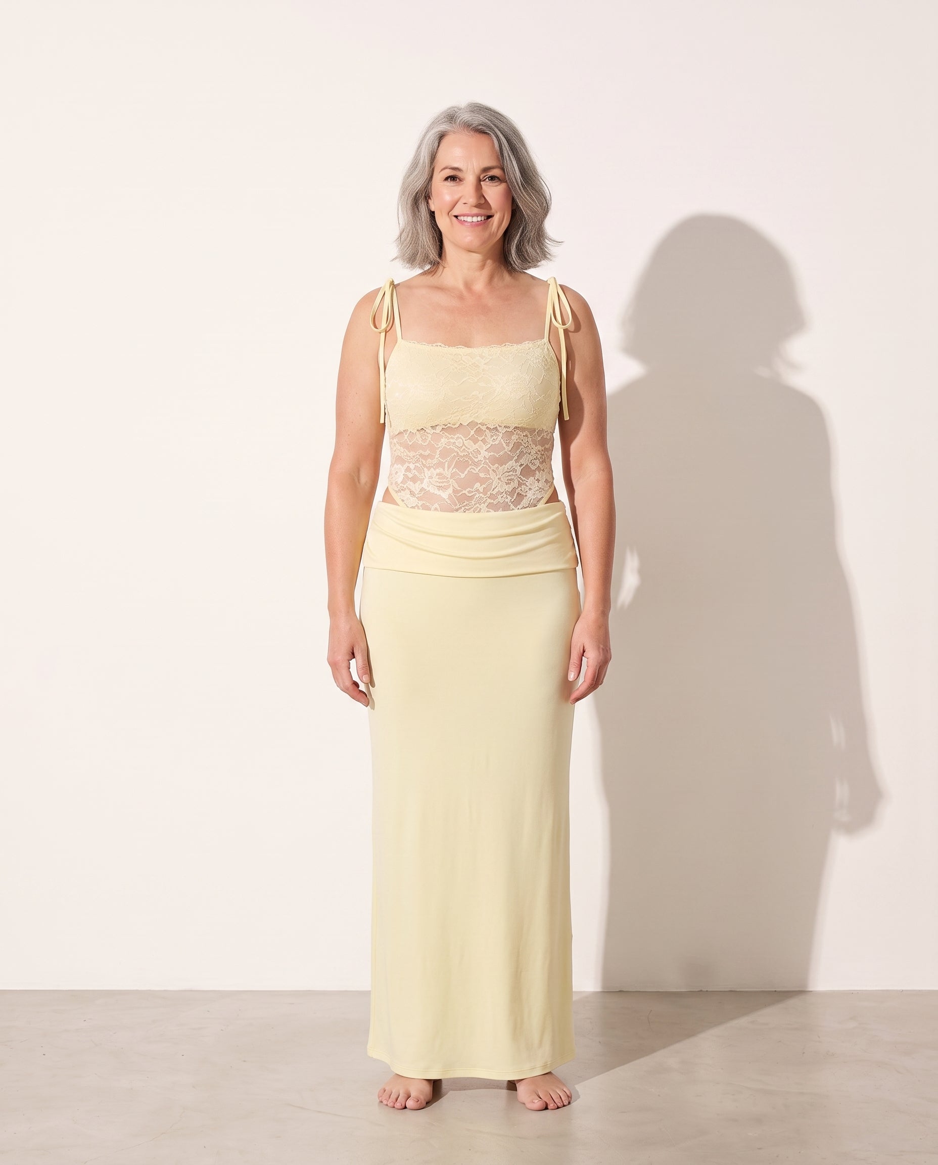 Edith | Red Lace Cut Out Maxi Dress Evening Occasion — voorkant