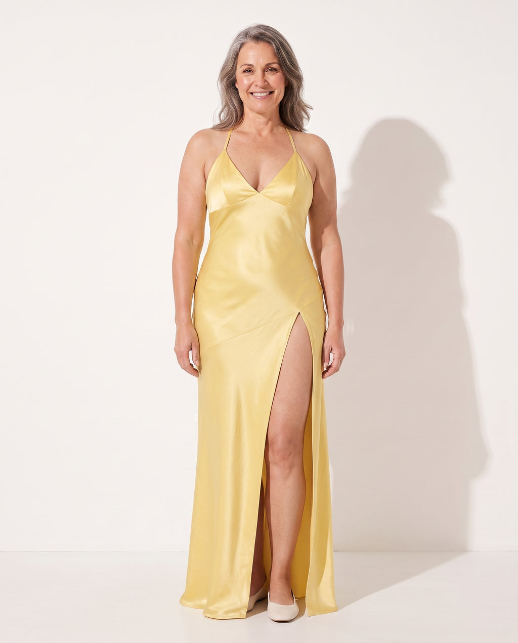 Marguerite | Satin High Split Maxi Evening Dress — voorkant