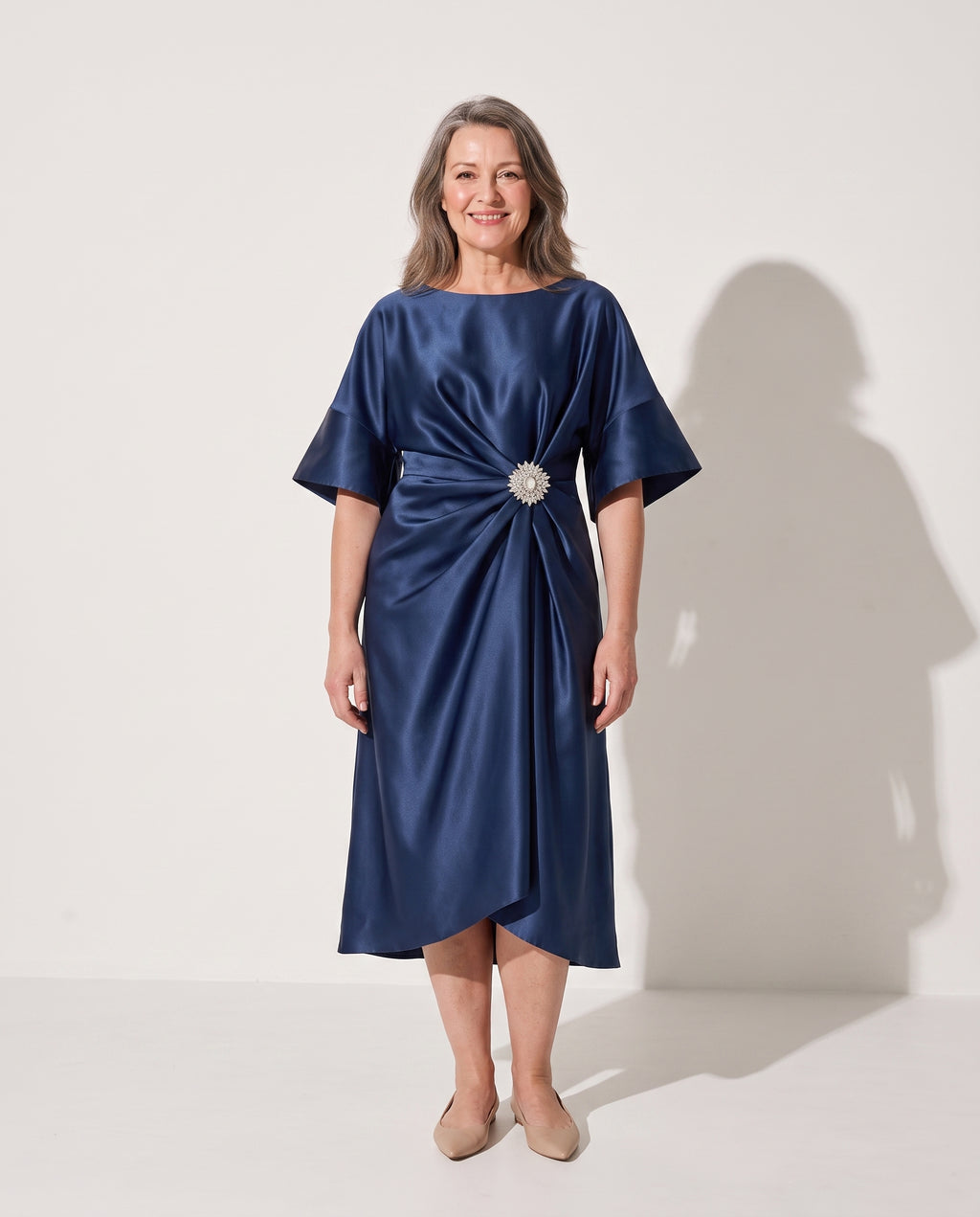 Aurelia | Satin Brooch Midi Dress With Kimono Sleeves — voorkant