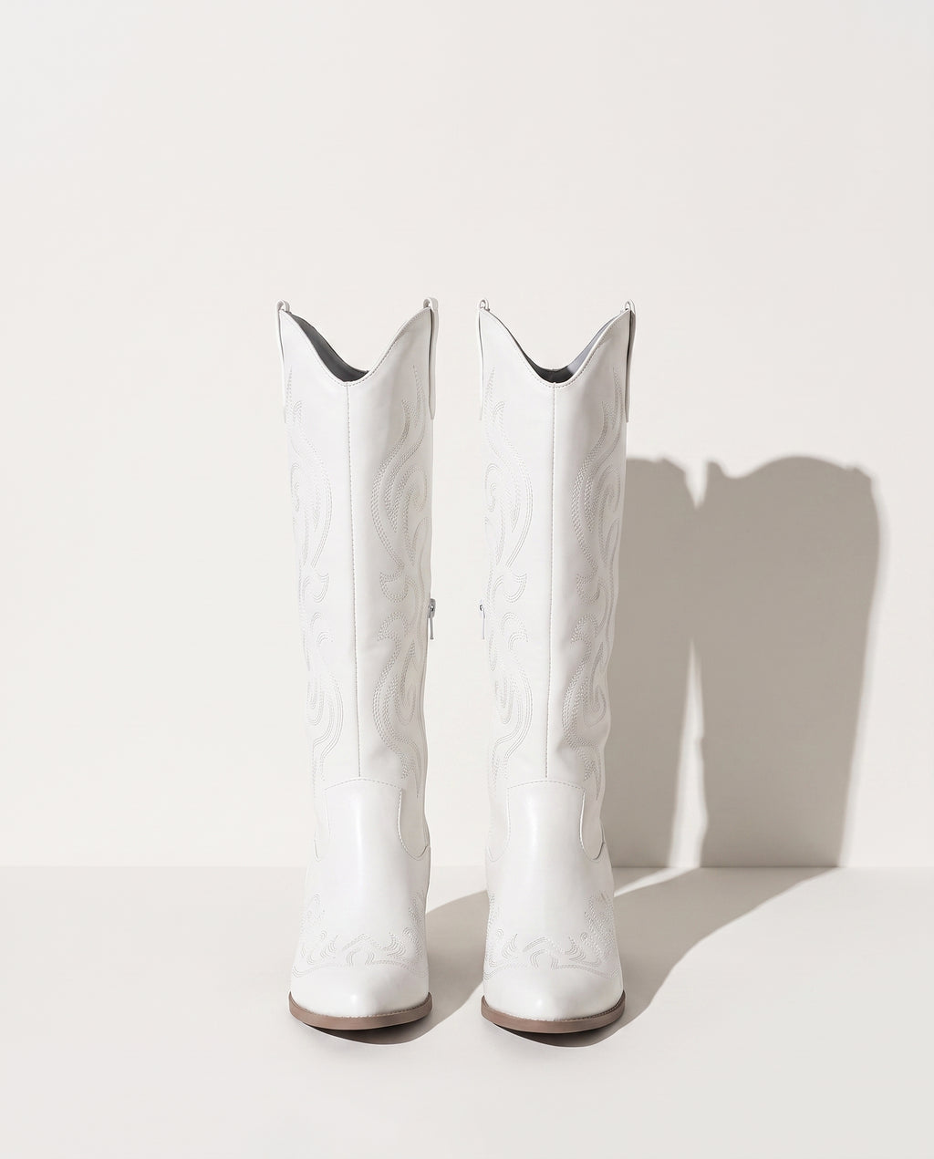 Celestine | Western Leather Knee High Block Heel Cowboy Boots — voorkant