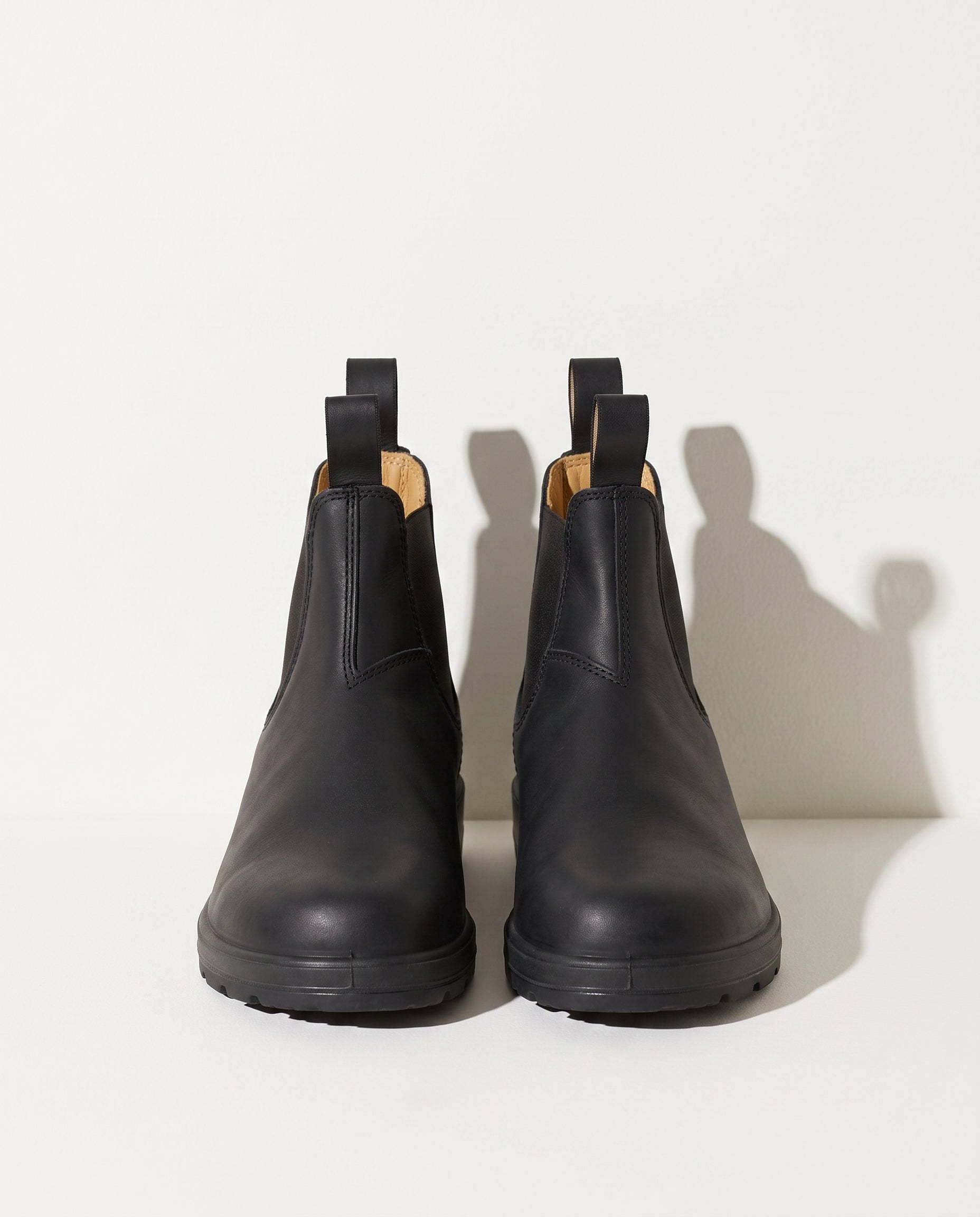 Sylvie | Black & Brown Leather Chelsea Boots For Women — voorkant
