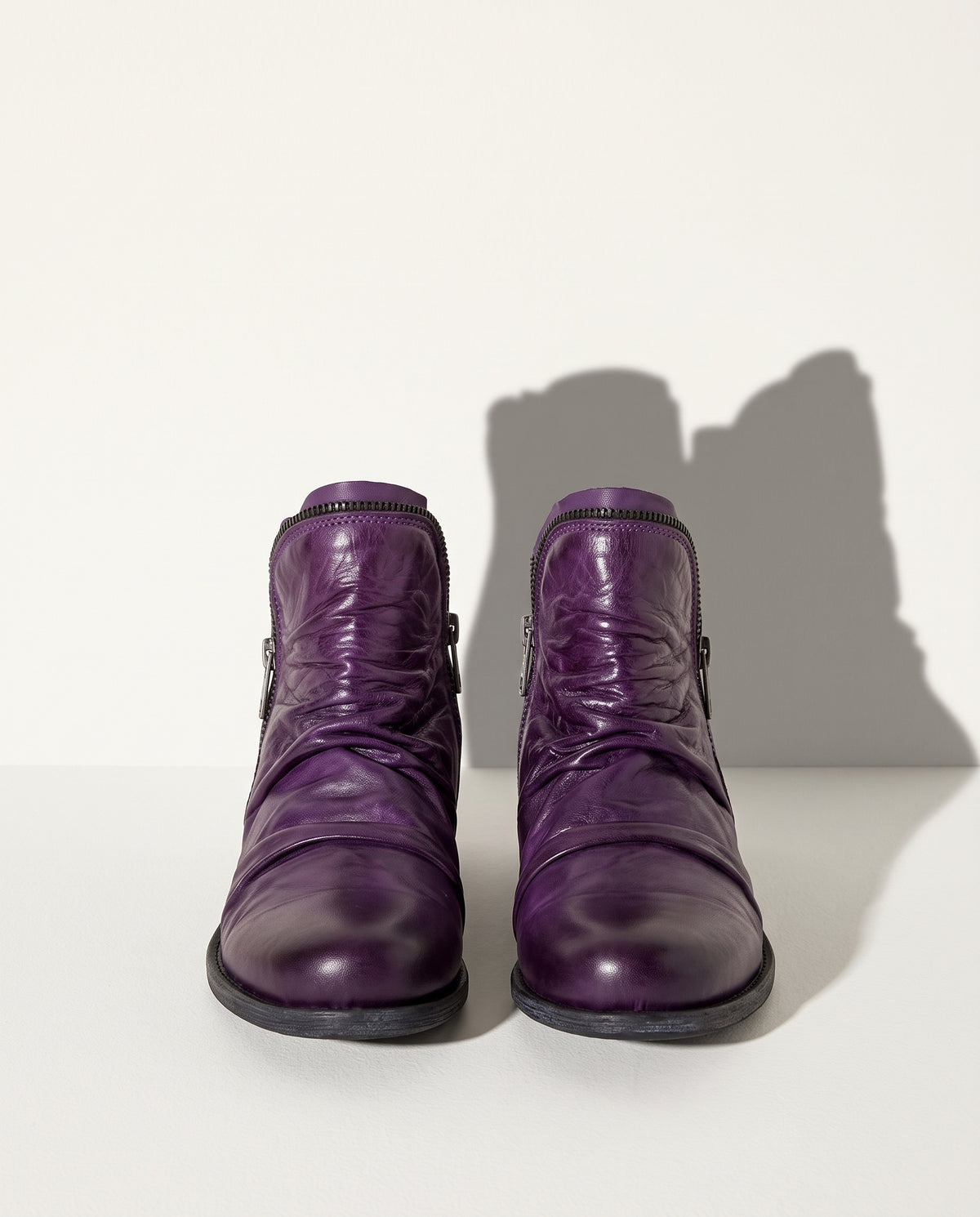 Liliana | Black Leather Low Heel Ankle Boots With Side Zip — voorkant