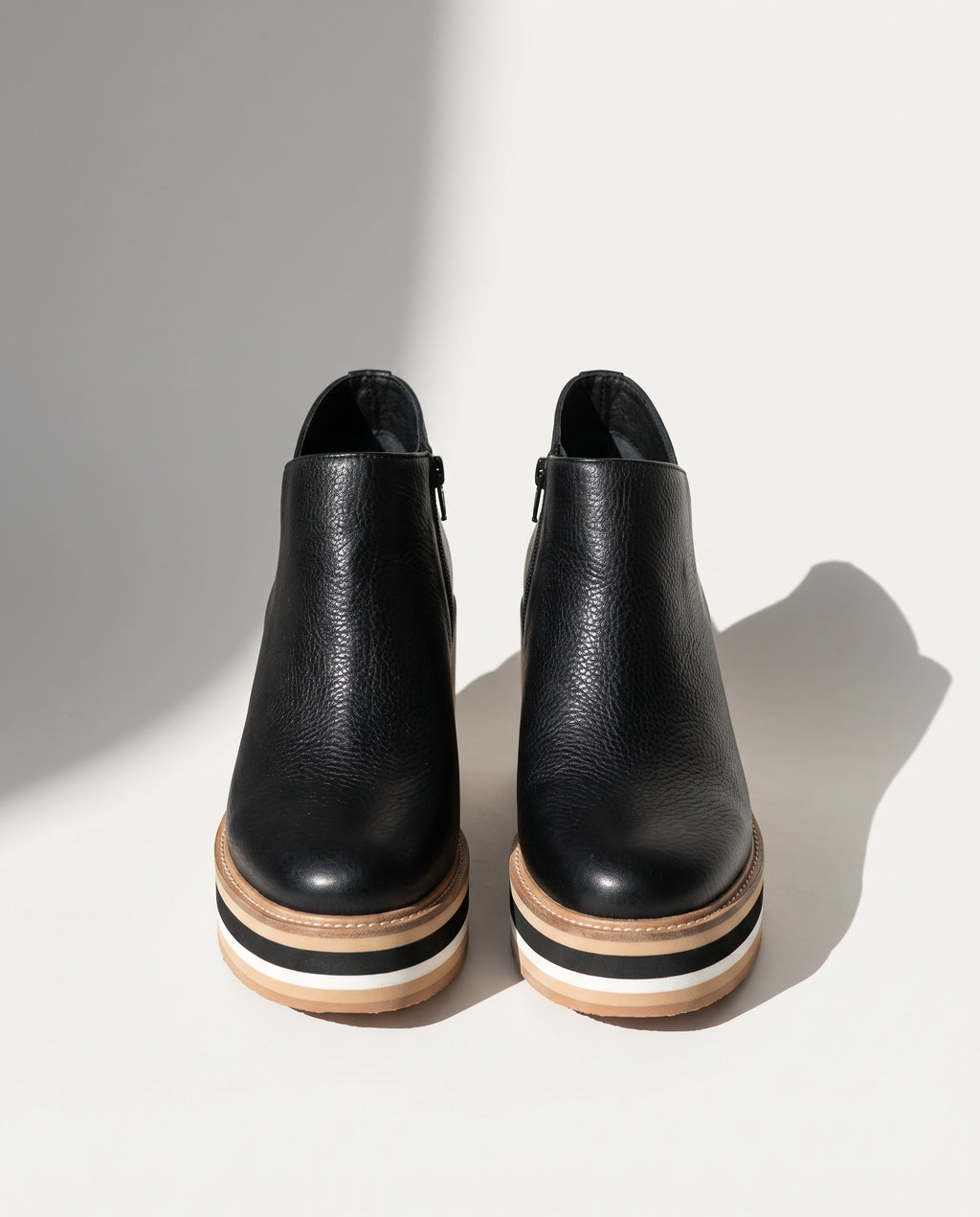 Ophelia | Black Leather Wide Fit Wedge Heeled Platform Chelsea Boots — voorkant
