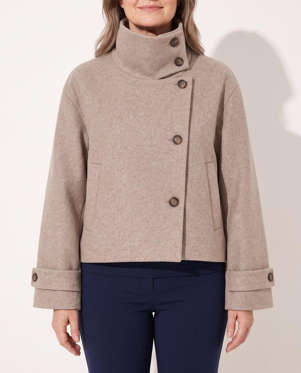 Eloise | Faux Fur Trim Cropped Puffer Jacket Coat — voorkant