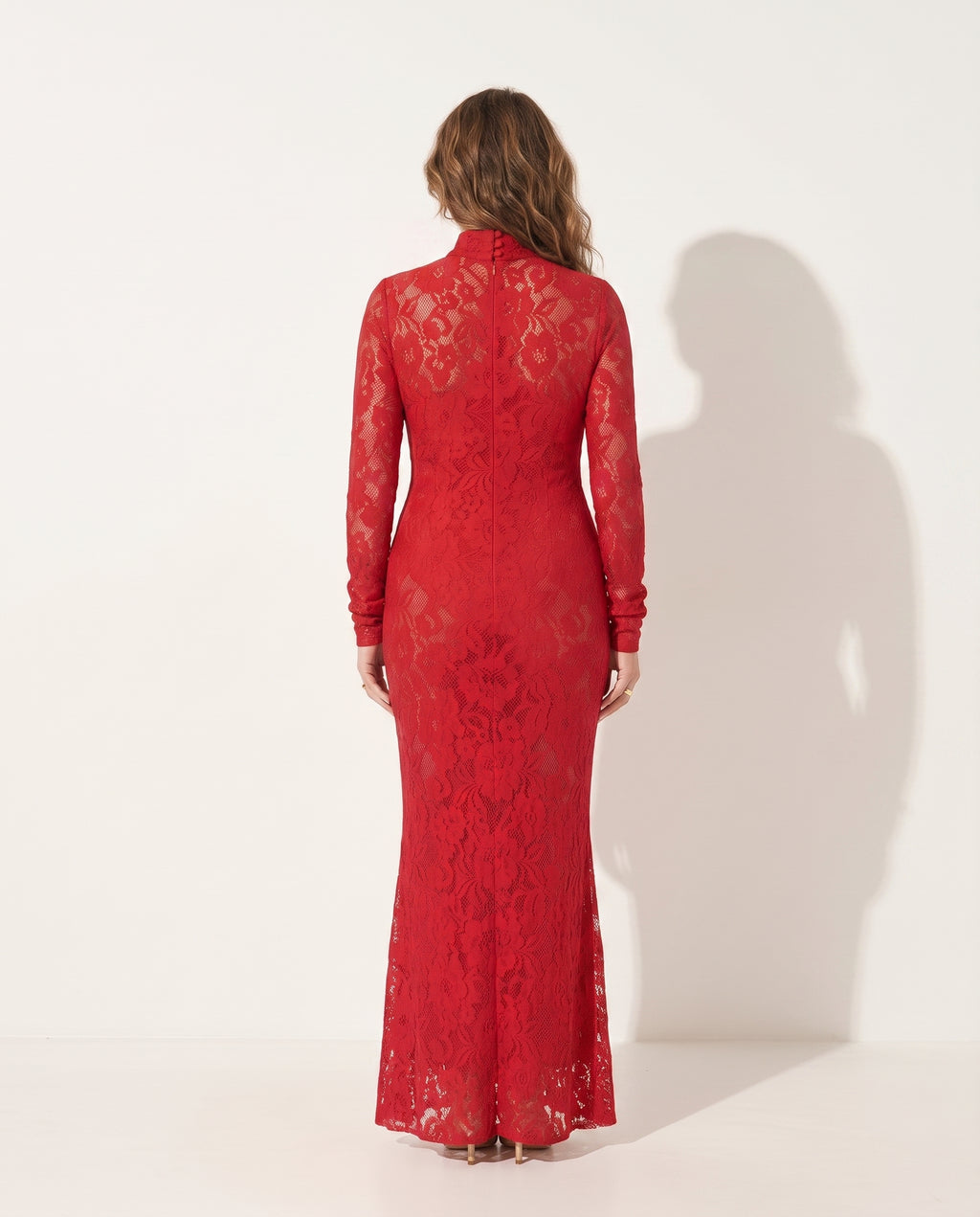 Lavinia | Lace Turtleneck Bodycon Dress For Evening Wear — achterkant